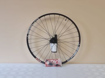 Brugt Stans Notubes Crest MK3 29" 15x100 Front Wheel Wheels
