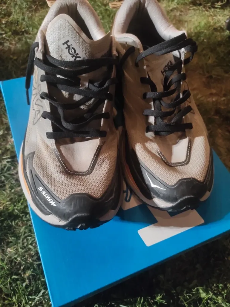 Used Hoka Mafate 5 bike — image 1 of 4