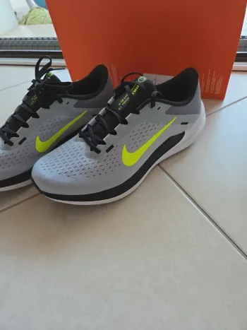 Used Nike Air Winflo 10 bike — image 2 of 6