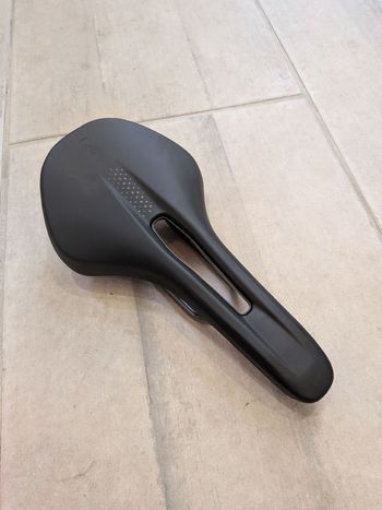Used Fizik Vento Antares R5 Saddle 2026 bike