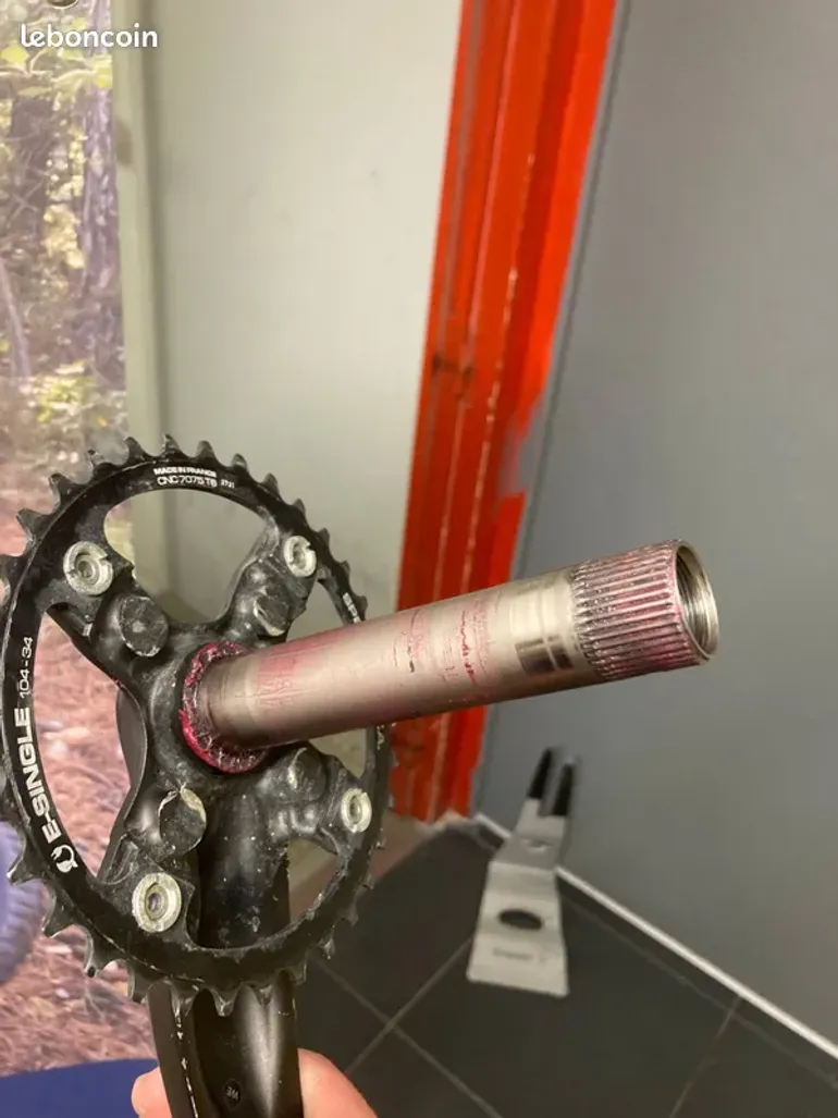 Used Shimano ZEE FC-M640 bike — image 2 of 7