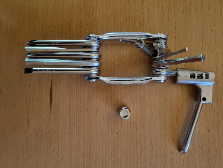 Used no brend 11-in-1 Bicycle Repair Tool bike — image 2 of 2