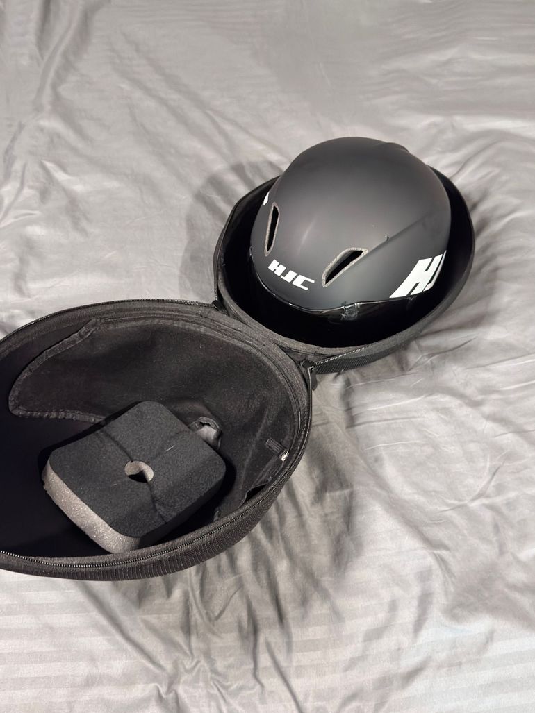 Used Hjc Adwatt 1.5 TT Helmet 2025 bike — image 3 of 5