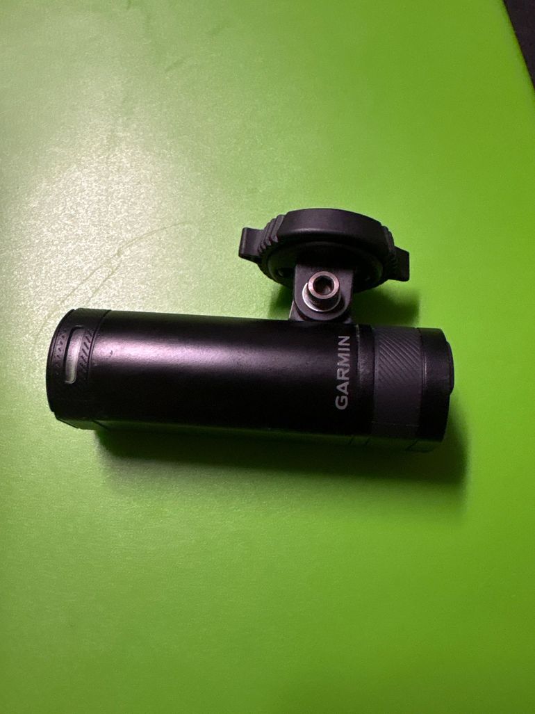 Used Garmin Varia UT800 Smart Headlight 2025 bike — image 3 of 4