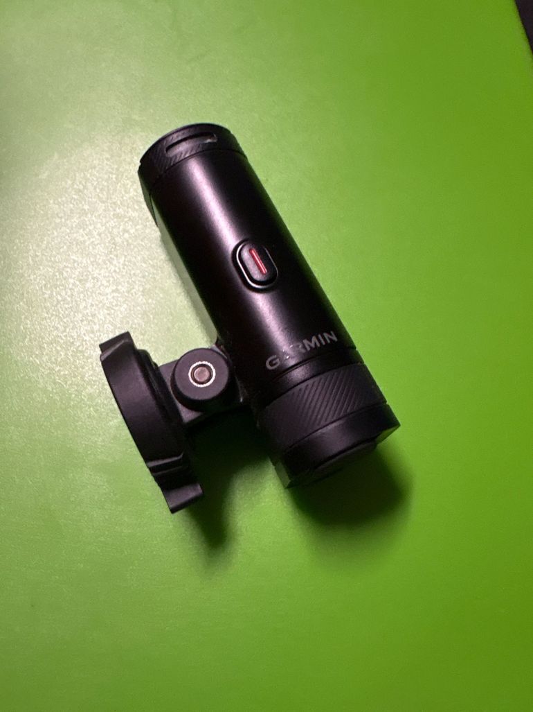 Used Garmin Varia UT800 Smart Headlight 2025 bike — image 1 of 4