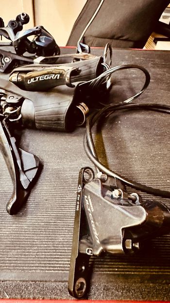 Used Shimano Ultegra 2021 bike — image 2 of 6