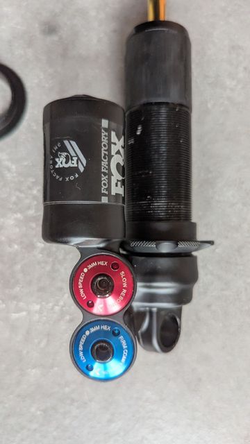 Gebrauchtes Fox DHX2 240X76 2021 bike — Bild 5 von 6
