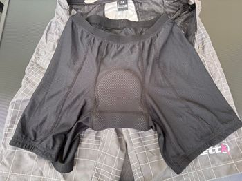 Used Jett Ride Short grau/kariert Gr. 4 (S -M) inkl. Innenhose bike — image 6 of 6