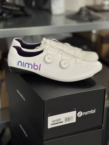 Nimbl Exceed White Multicolor 2026 Cycling Shoes d'occasion