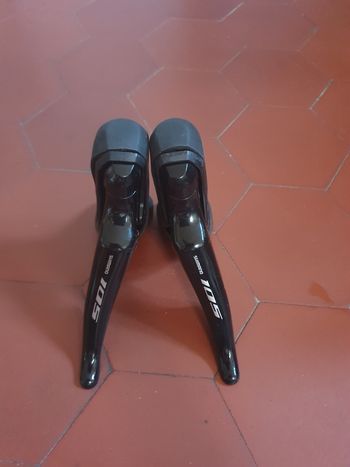 Used Shimano R7000 Disc Groupset bike — image 2 of 7