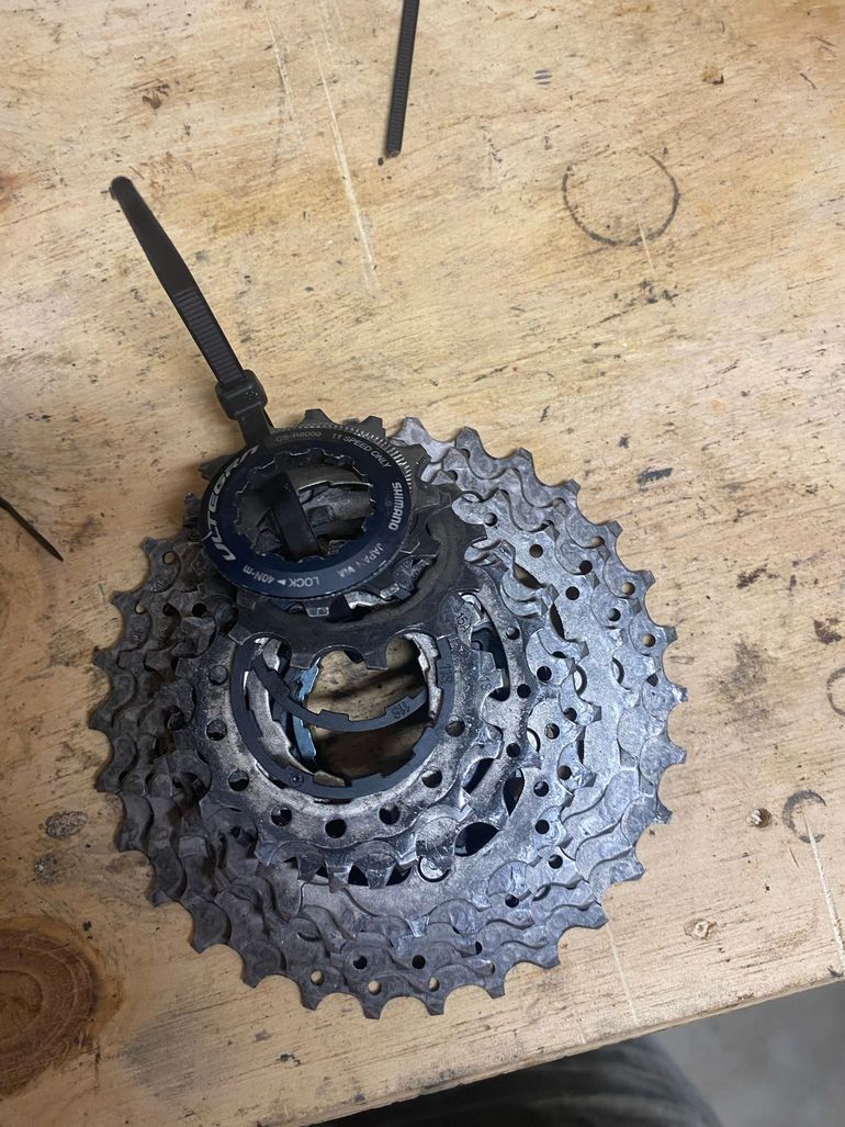 Shimano Ultegra 11-speed  bike d'occasion, ,  — image 1 sur 2