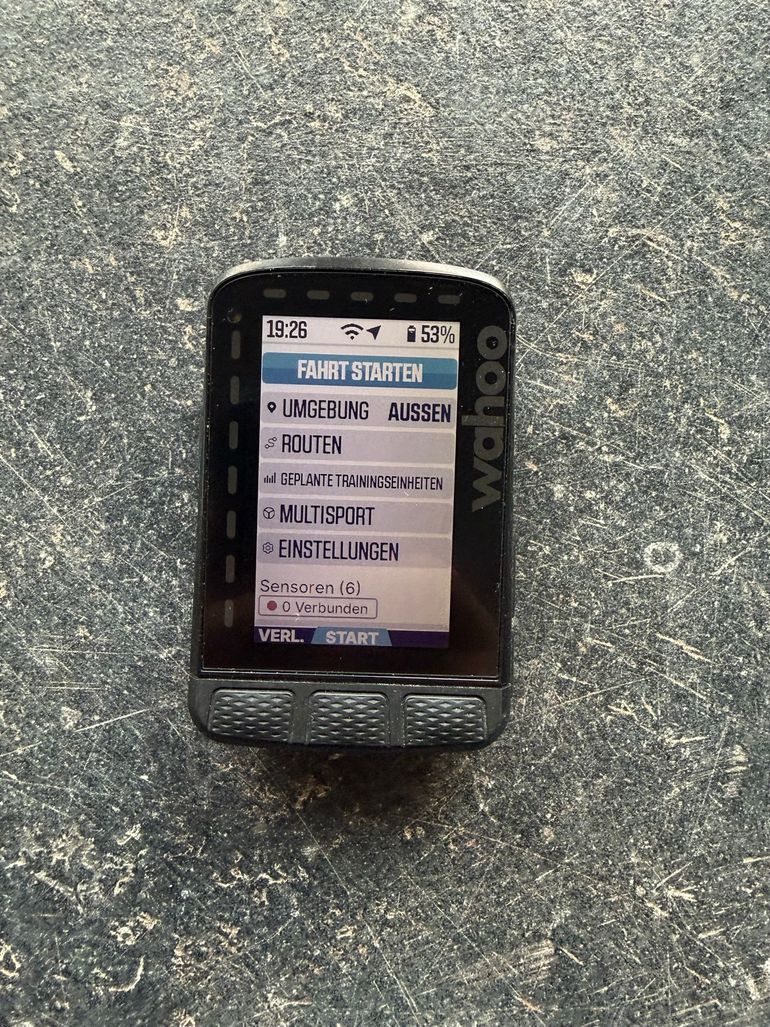 Used Wahoo ELEMNT ROAM GPS Bike Computer 2022 bike — image 4 of 6