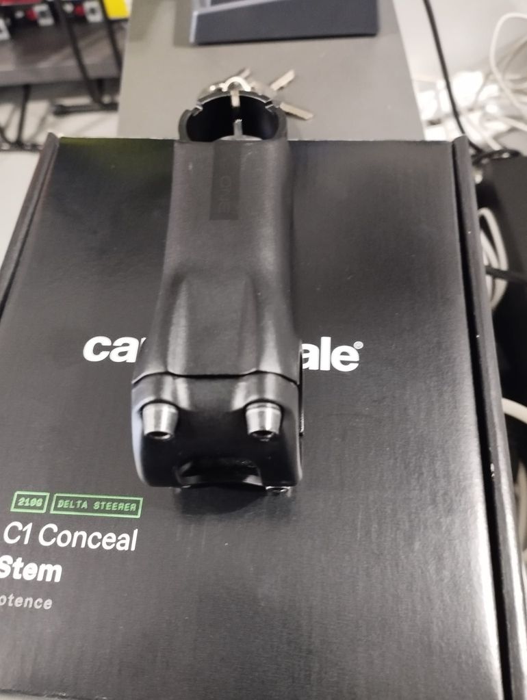 Used Cannondale Conceal C1 Stem 2026 bike — image 2 of 4