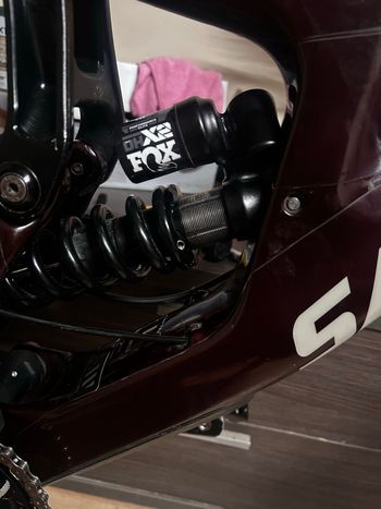 Used Fox DHX2 Performance Élite 250x75 2024 bike