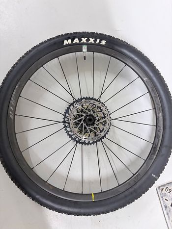 Used Mavic cross country top spec carbon With sram XX1 Casette 2024 bike — image 3 of 9