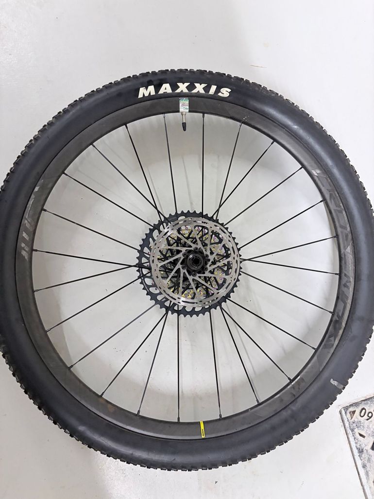 Used Mavic cross country top spec carbon With sram XX1 Casette 2024 bike — image 3 of 9