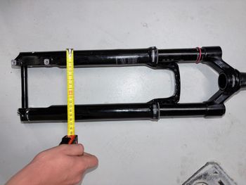 Used Rock Shox rockshock SID SL ultimate Top spec 100MM travel 29' inch 115x10 Axle 2024 bike — image 5 of 6