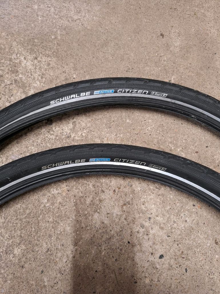 Used Schwalbe Citizen bike — image 4 of 4