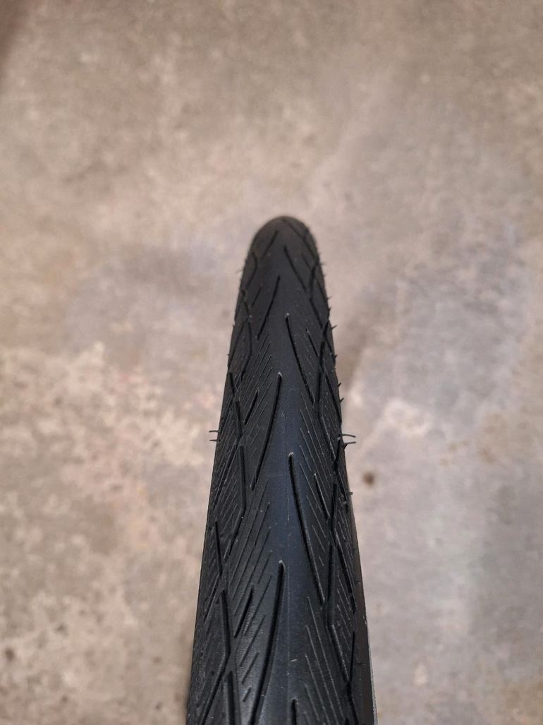 Used Schwalbe Citizen bike — image 3 of 4