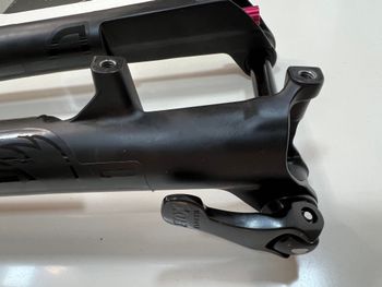 Used Fox 32 SC 100 mm Float Performance Air Grip 3-Modes 2023 bike — image 3 of 12