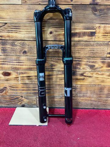 Used Ext ERA V2 2025 bike — image 3 of 5