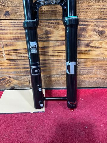 Used Ext ERA V2 2025 bike — image 4 of 5