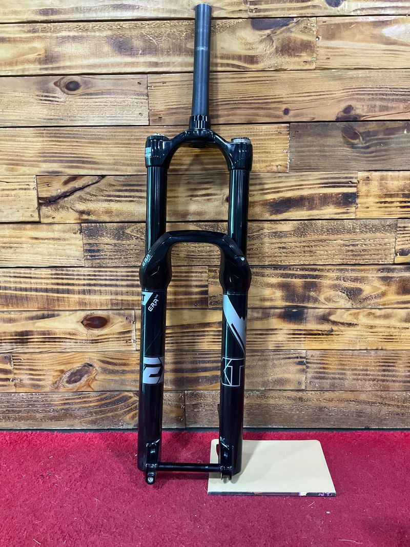 Used Ext ERA V2 2025 Fork