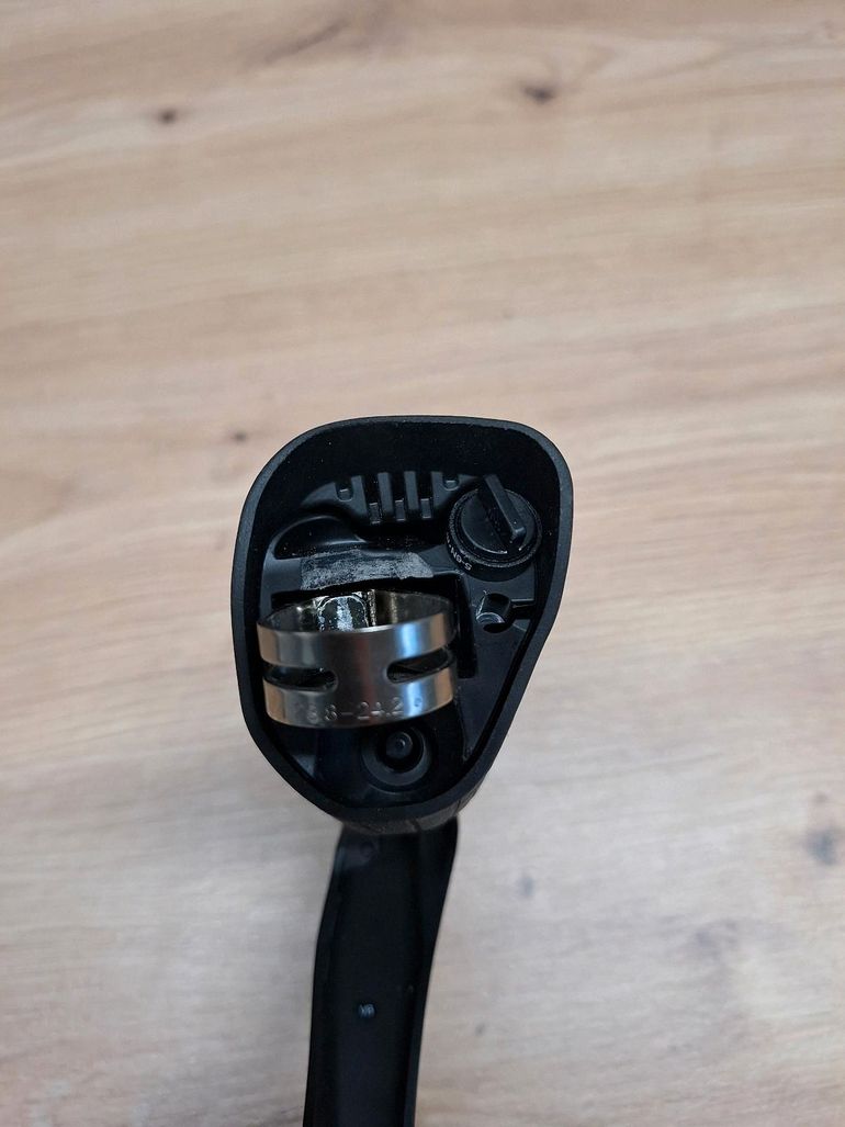 Used Shimano BL-RX600 bike — image 3 of 5