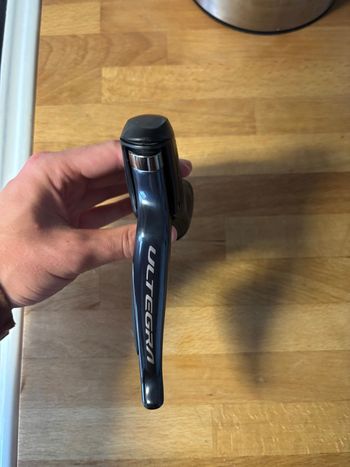 Used Shimano di2 ST-R8050 Shifters bike — image 2 of 3