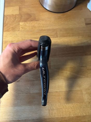 Used Shimano di2 ST-R8050 Shifters bike — image 3 of 3