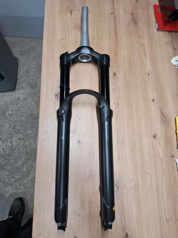 Used Sr Suntour Lytro 35 bike