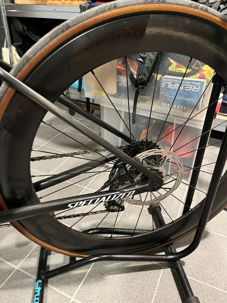 Used Roval Rapide CL II Wheelset 2024 bike — image 2 of 4