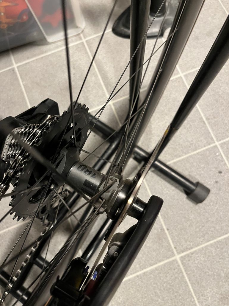 Used Roval Rapide CL II Wheelset 2024 bike — image 3 of 4
