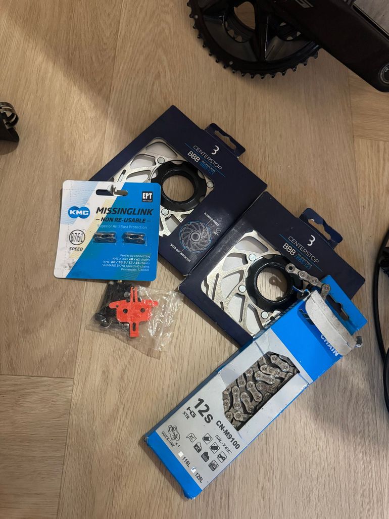 Used Shimano 105 R7100 12-speed Groupset Parts 2024 bike — image 10 of 10