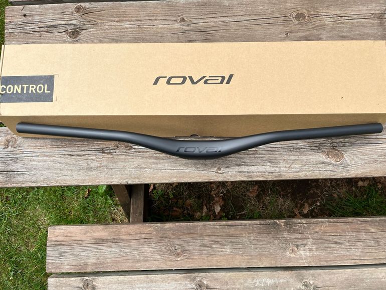 Used Roval Control Riser 2026 bike — image 1 of 3