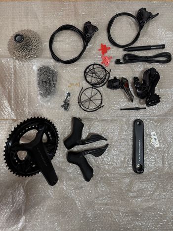 Used Shimano Ultegra Di2 R8150 2x12-fach Komplettgruppe bike