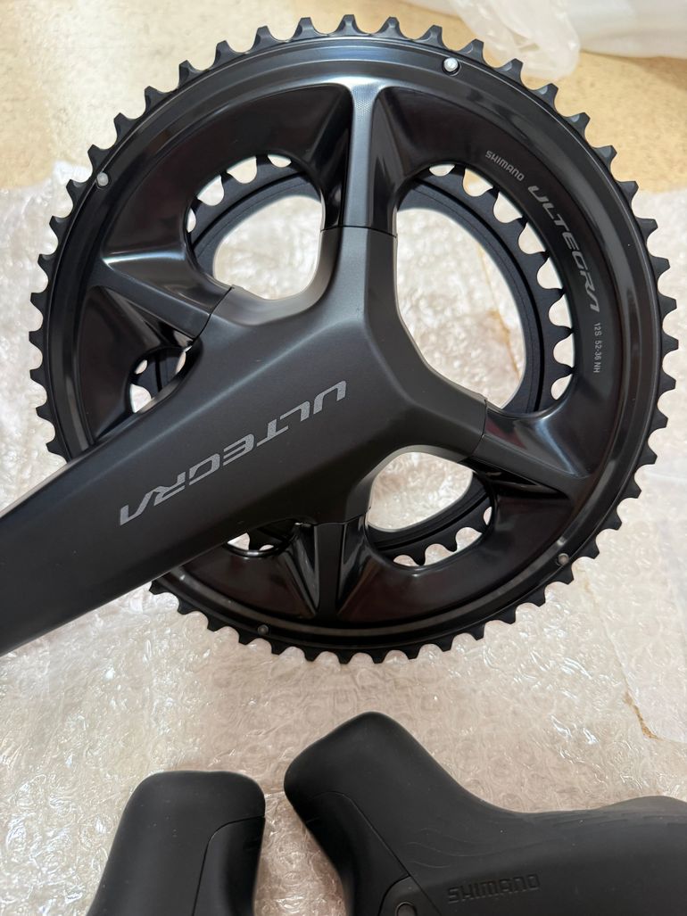 Used Shimano Ultegra Di2 R8150 2x12-fach Komplettgruppe bike — image 6 of 16