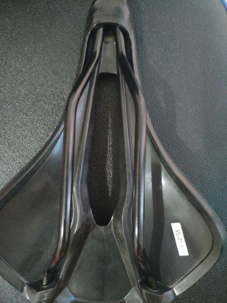 Used Specialized Power Comp 155 Saddle 2026 bike — image 2 of 2