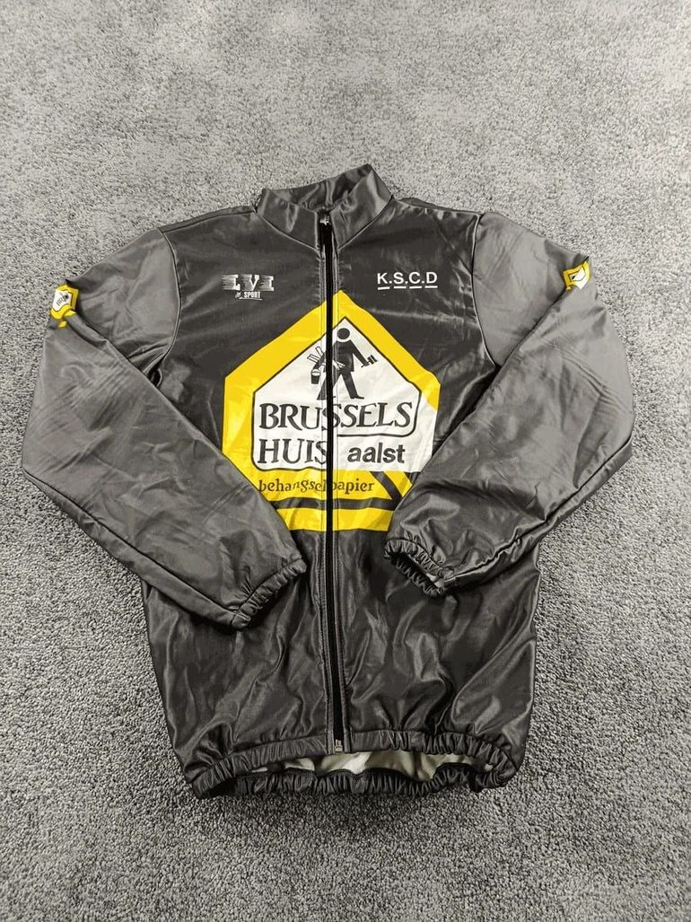 Gebrauchtes sans veste velo homme taille S - 13 3944 - mi-saison - kscd Brussels Huis bike — Bild 1 von 4