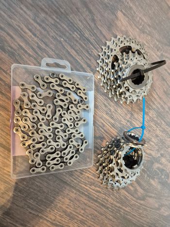 Used Campagnolo super record eps bike — image 2 of 8