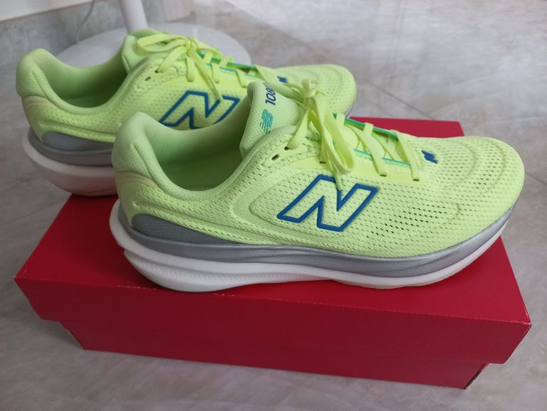 Used New Balance 1080 v15 2026 bike — image 2 of 6