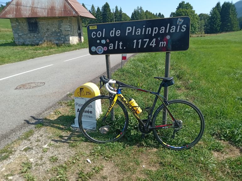 Used Makadamm xslim 24 premium à pneus 2025 bike — image 1 of 1