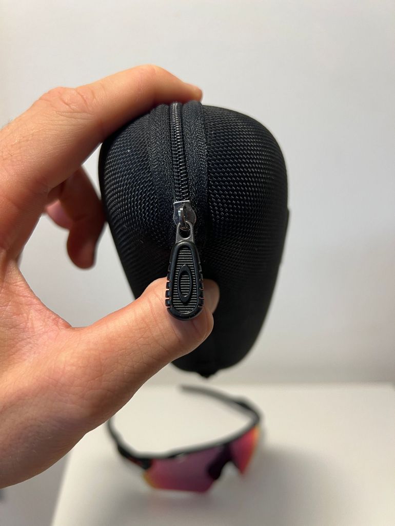 Used Oakley Radar EV Path Sunglasses bike — image 9 of 10