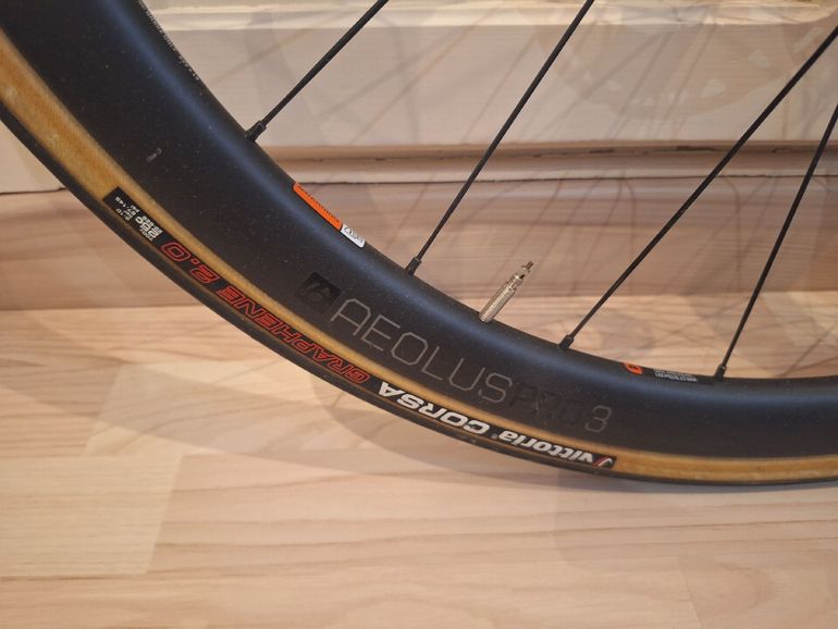 Used Bontrager Aeolus Pro 3 TLR Disc Road Wheel 2023 bike — image 4 of 4