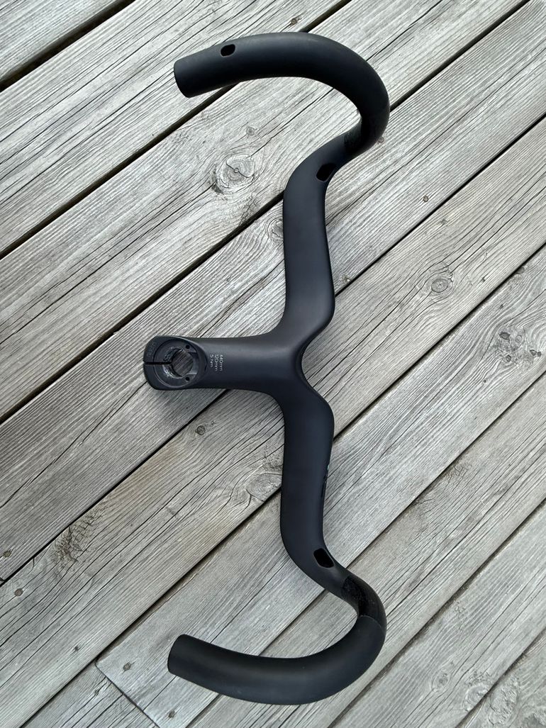Used Bianchi Integrated Aero Handlebar Oltre RC/PRO 120x440mm bike — image 3 of 3