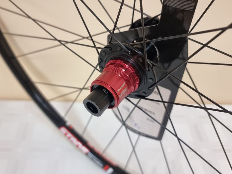 Used Stans Notubes Crest MK3 29" 15x110 and 12x148 Boost SRAM XD Wheelset bike — image 7 of 9