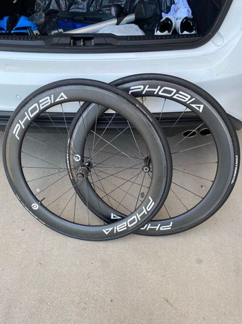 Used Phobia Wheels Cronos 55 bike — image 2 of 5