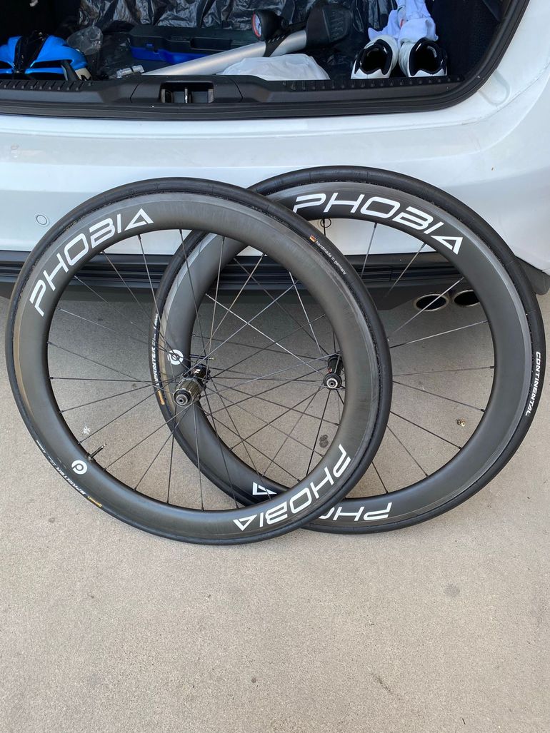 Used Phobia Wheels Cronos 55 bike — image 2 of 5