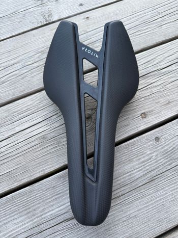 Used Velomann Mitora 139 Lite Carbon Saddle Open Flow bike