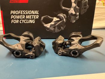 Used Favero Assioma Duo Powermeter Pedals (Look) 2025 bike — image 4 of 5
